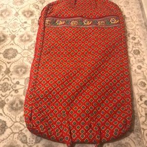 Garment Bag Vera Bradley 😍